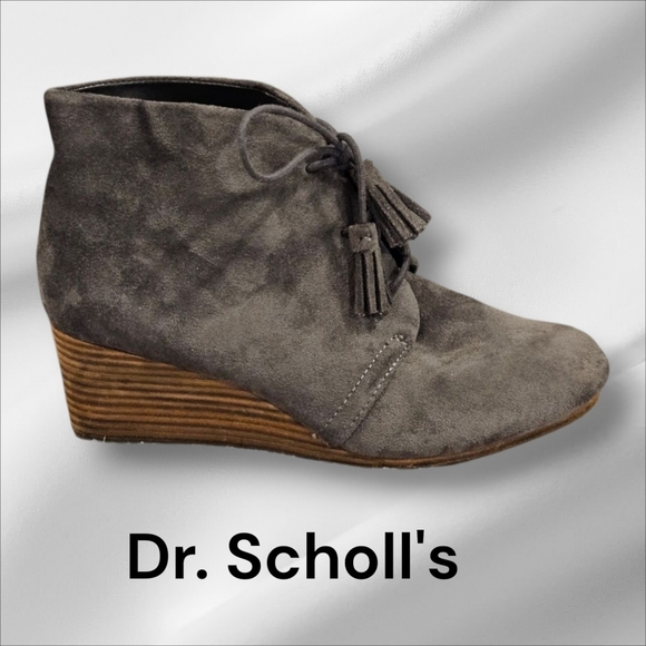 Dr. Scholl's SZ 8 Dakota Gray 2.25" Wedge Closed Almond Toe Tassel Laces Bootie - Picture 1 of 9
